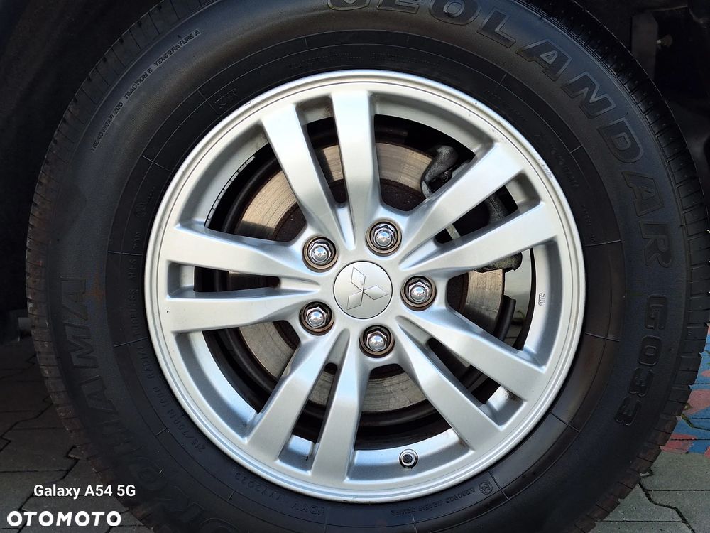 Mitsubishi Outlander 2.0 2WD SUV-Star - 39