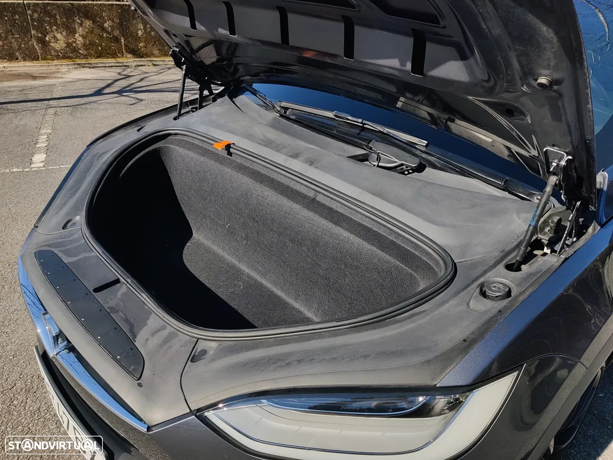 Tesla Model X Ludicrous Performance - 27