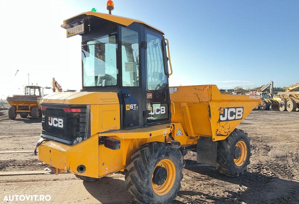 JCB 6FT Dumper - 3