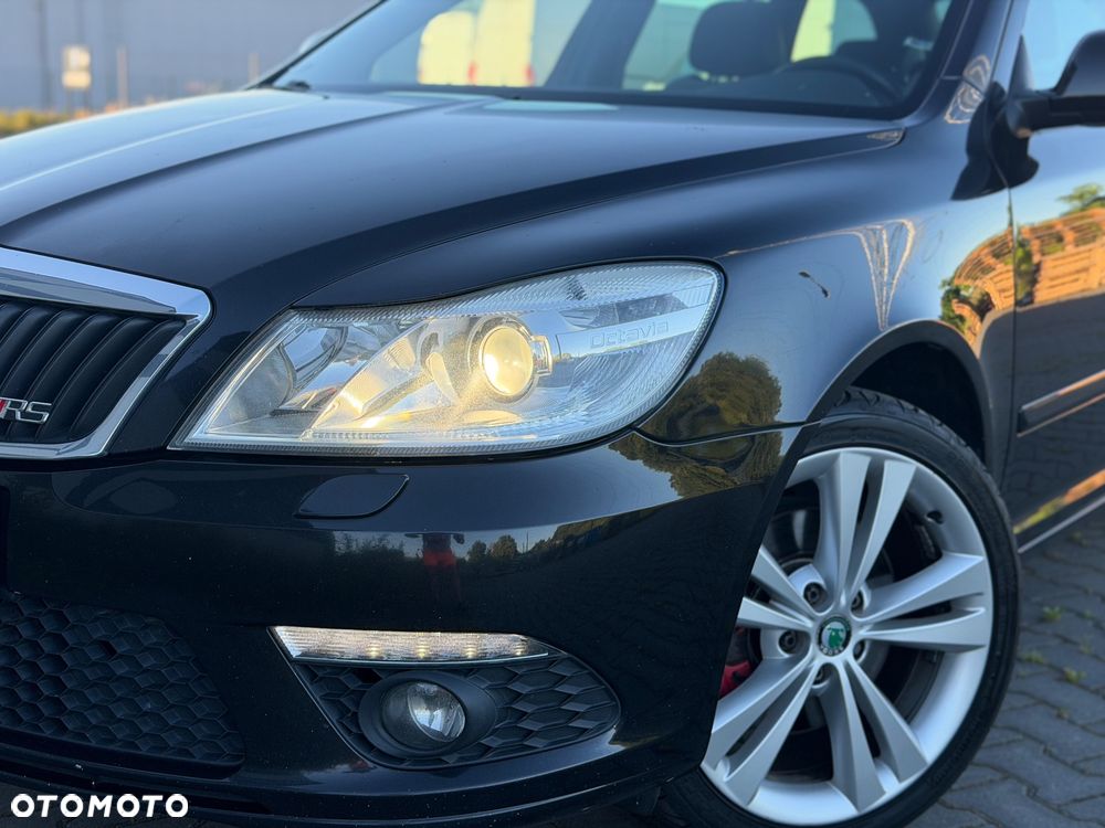 Skoda Octavia 2.0 TDI RS DSG - 18