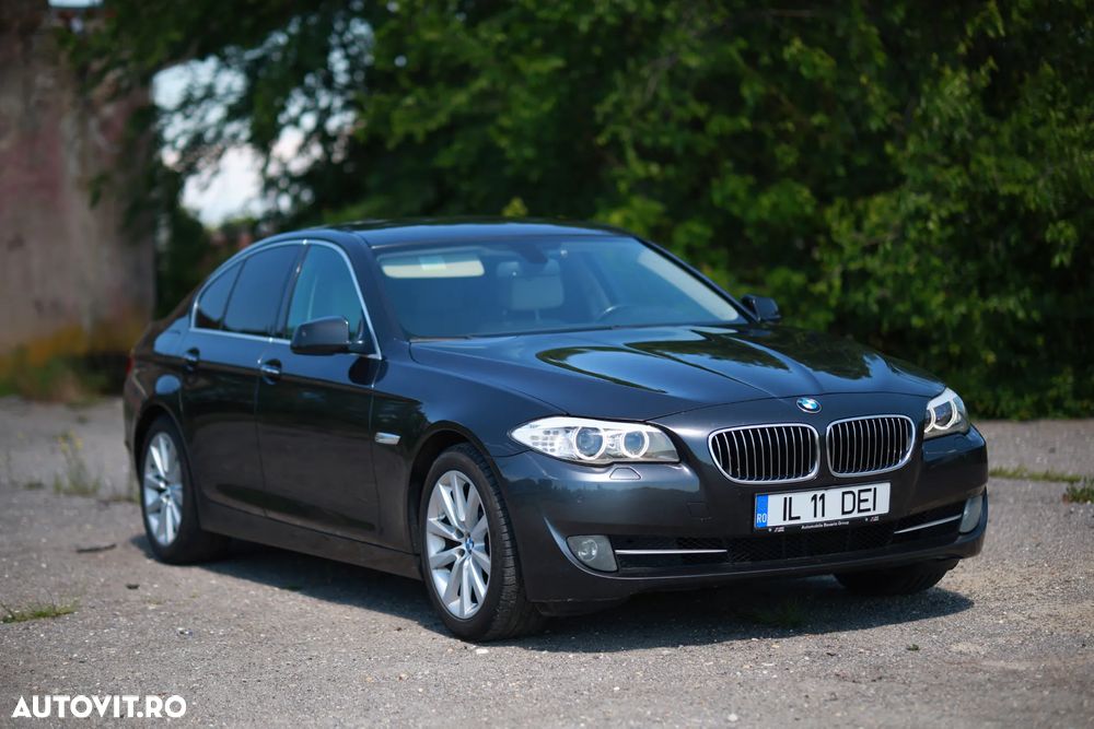 BMW Seria 5 525d xDrive - 5