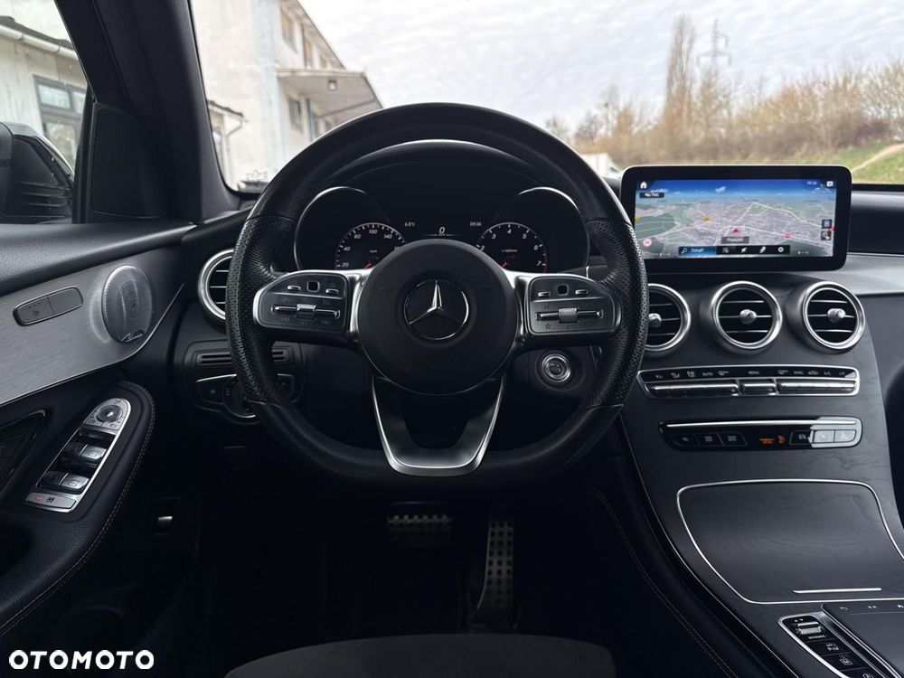 Mercedes-Benz GLC - 14