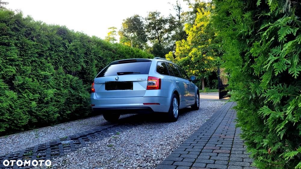 Skoda Octavia 1.5 TSI ACT Style - 10