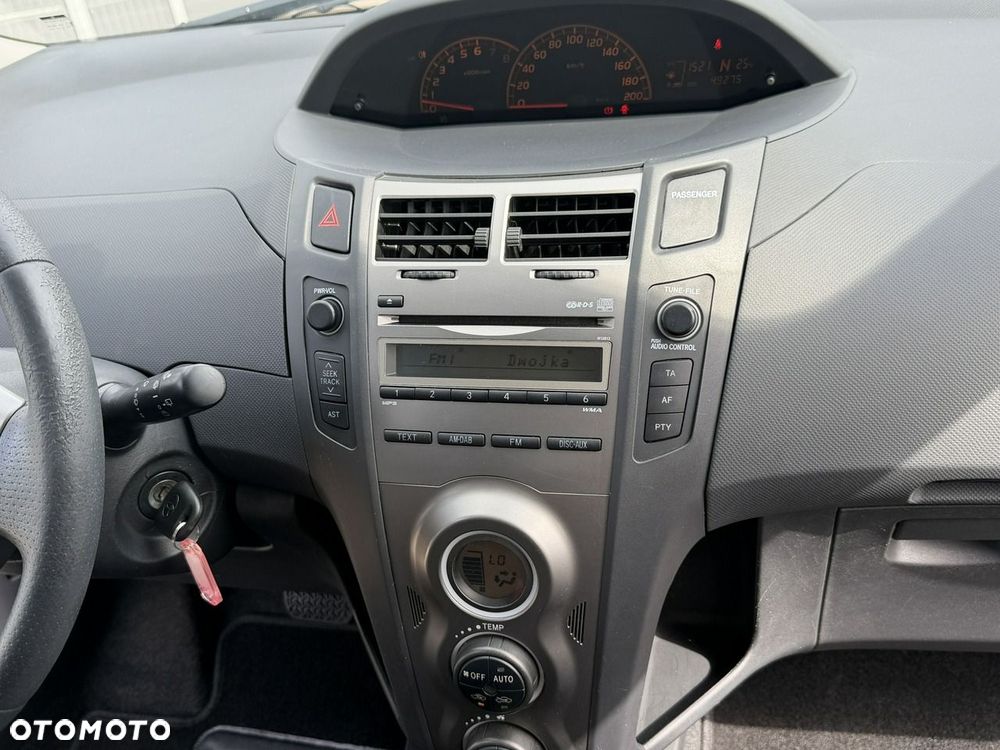Toyota Yaris 1.33 VVT-i Multi Mode Sol - 26