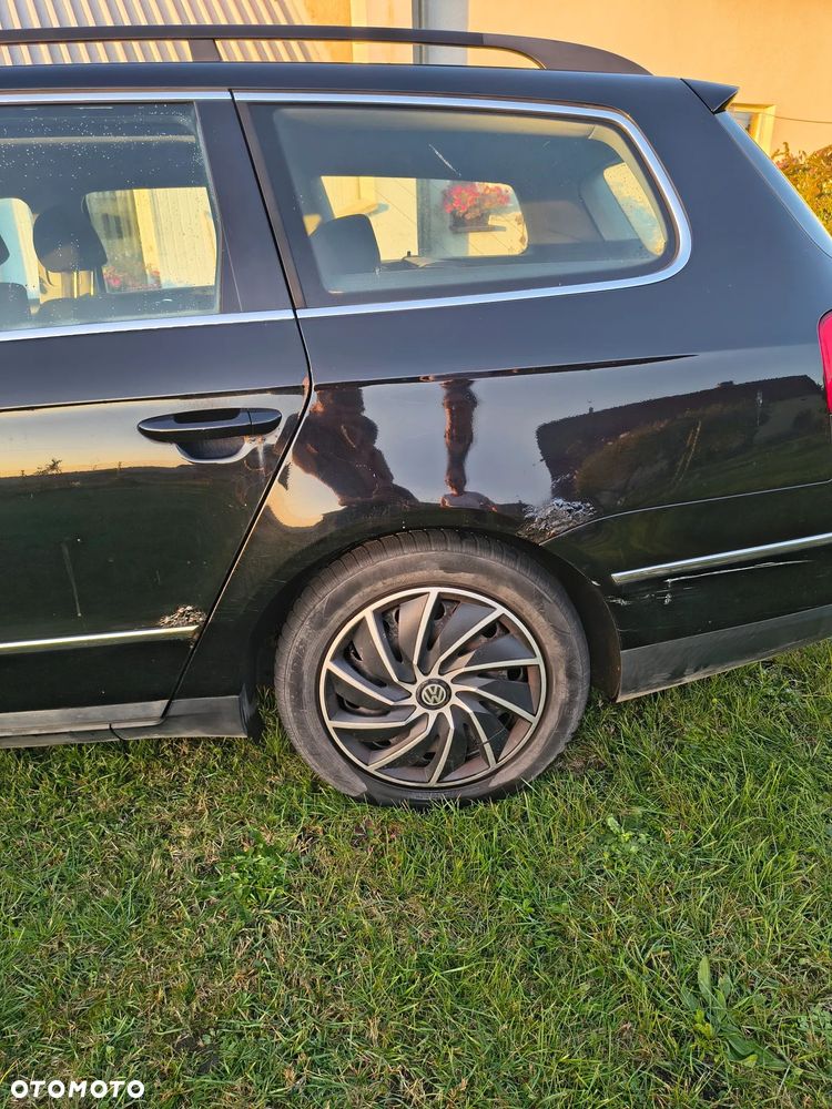 Volkswagen Passat - 2