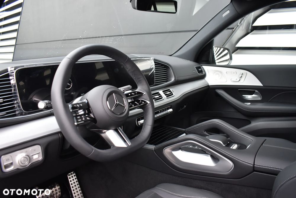 Mercedes-Benz GLE 300 d 4Matic 9G-TRONIC AMG Line Advanced Plus - 12