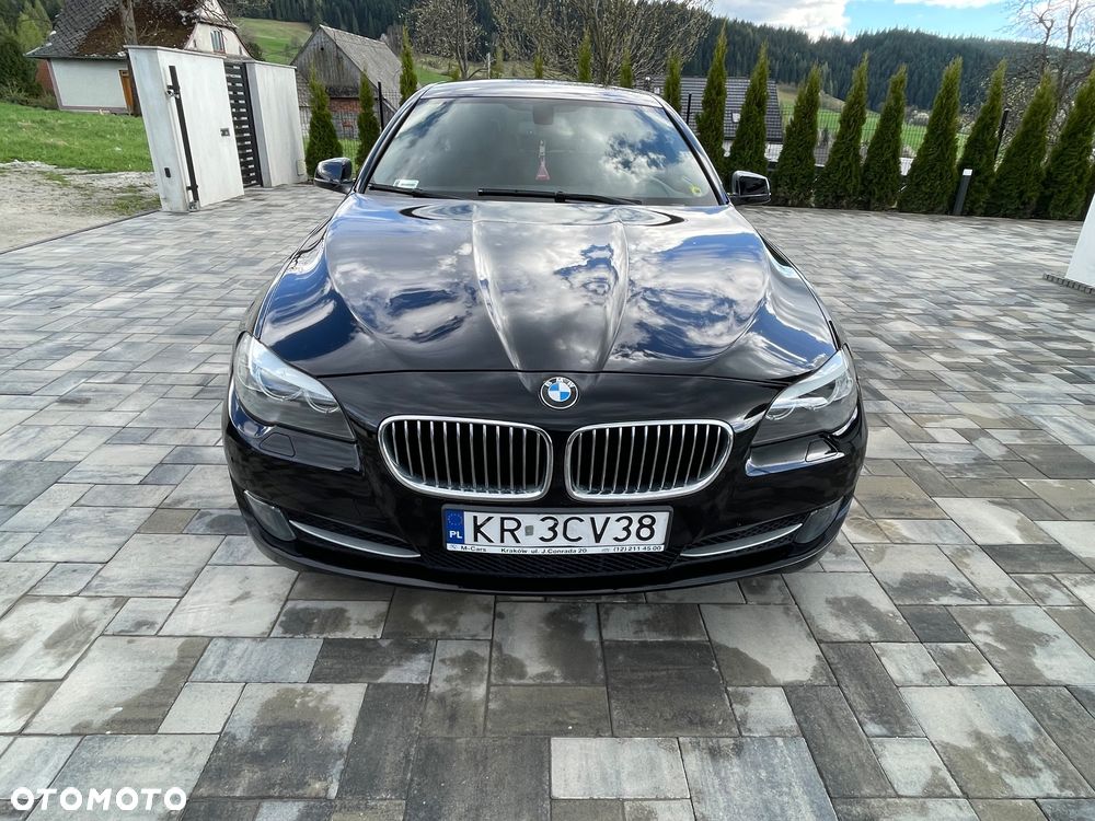 BMW Seria 5 530d xDrive - 3