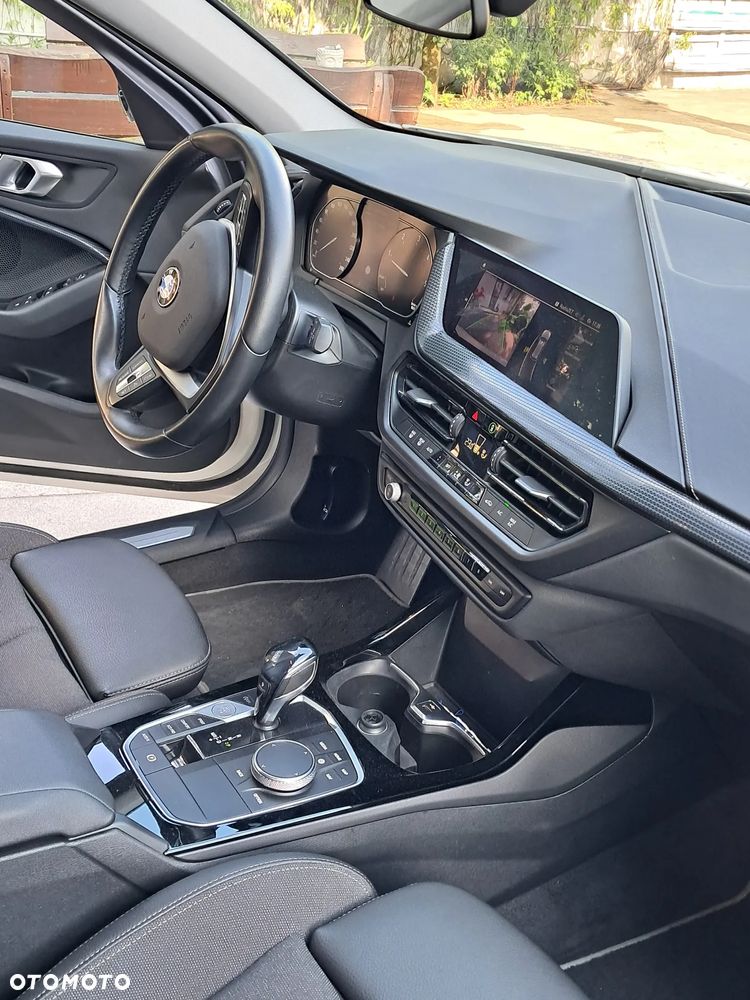 BMW Seria 1 118d Sport Line Shadow - 37