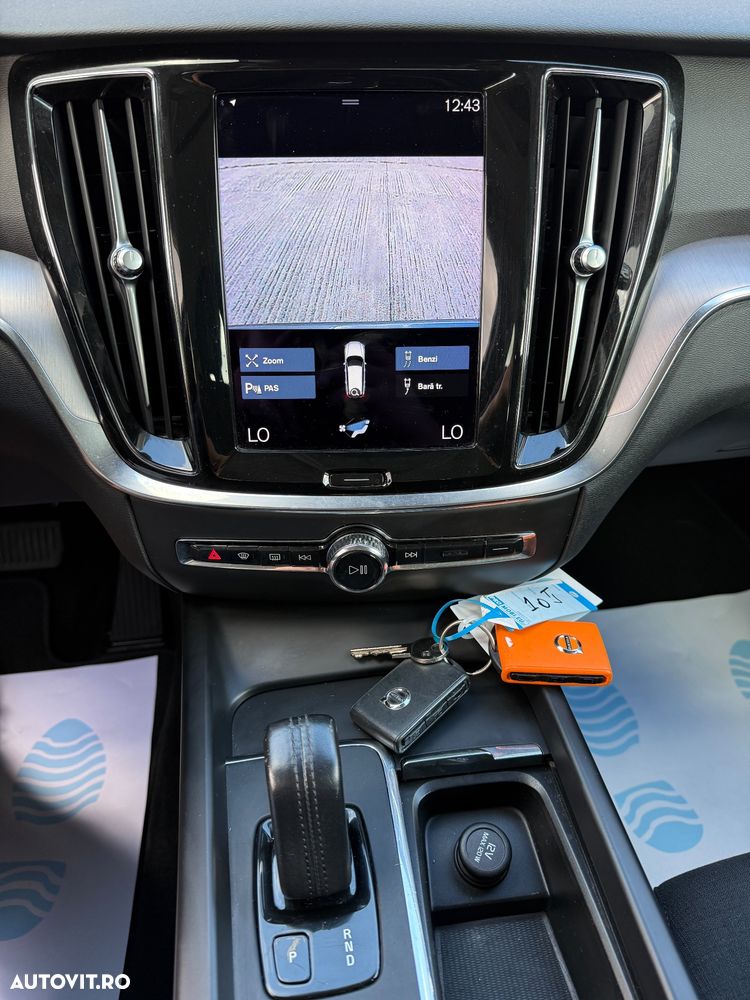 Volvo V60 B3 B Geartronic Momentum Pro - 37