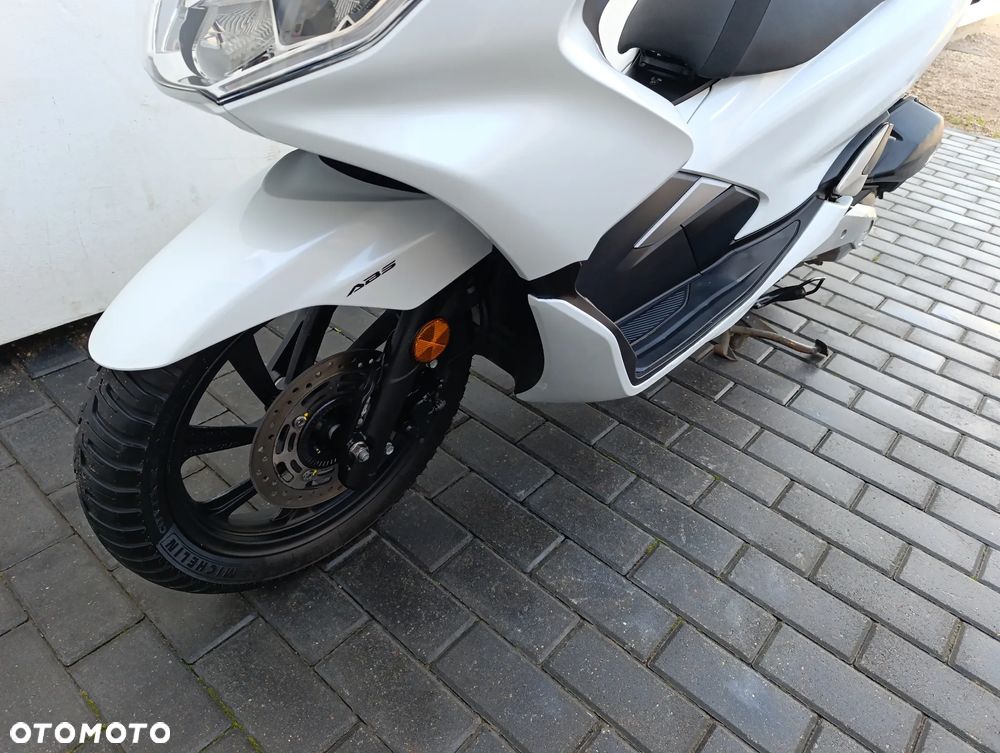 Honda PCX - 9