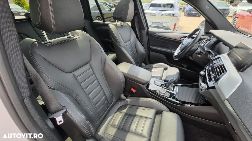 BMW iX3 Standard - 10