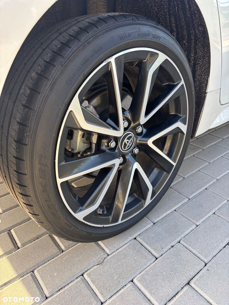 Toyota Corolla 1.8 Hybrid Selection - 8