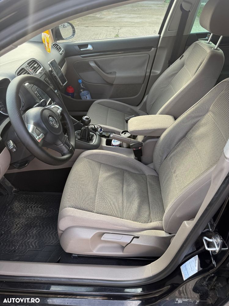 Volkswagen Golf 2.0 TDI DPF Highline - 10