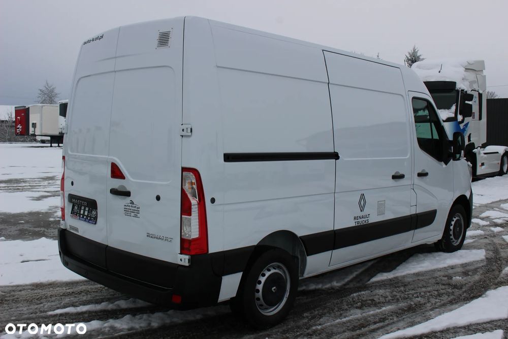 Renault MASTER *2.3 DCI 135 KM*/L2H2/ KLIMA/ MANUAL /Średniak /*SERWIS FR*/ STAN IDEALNY / - 8
