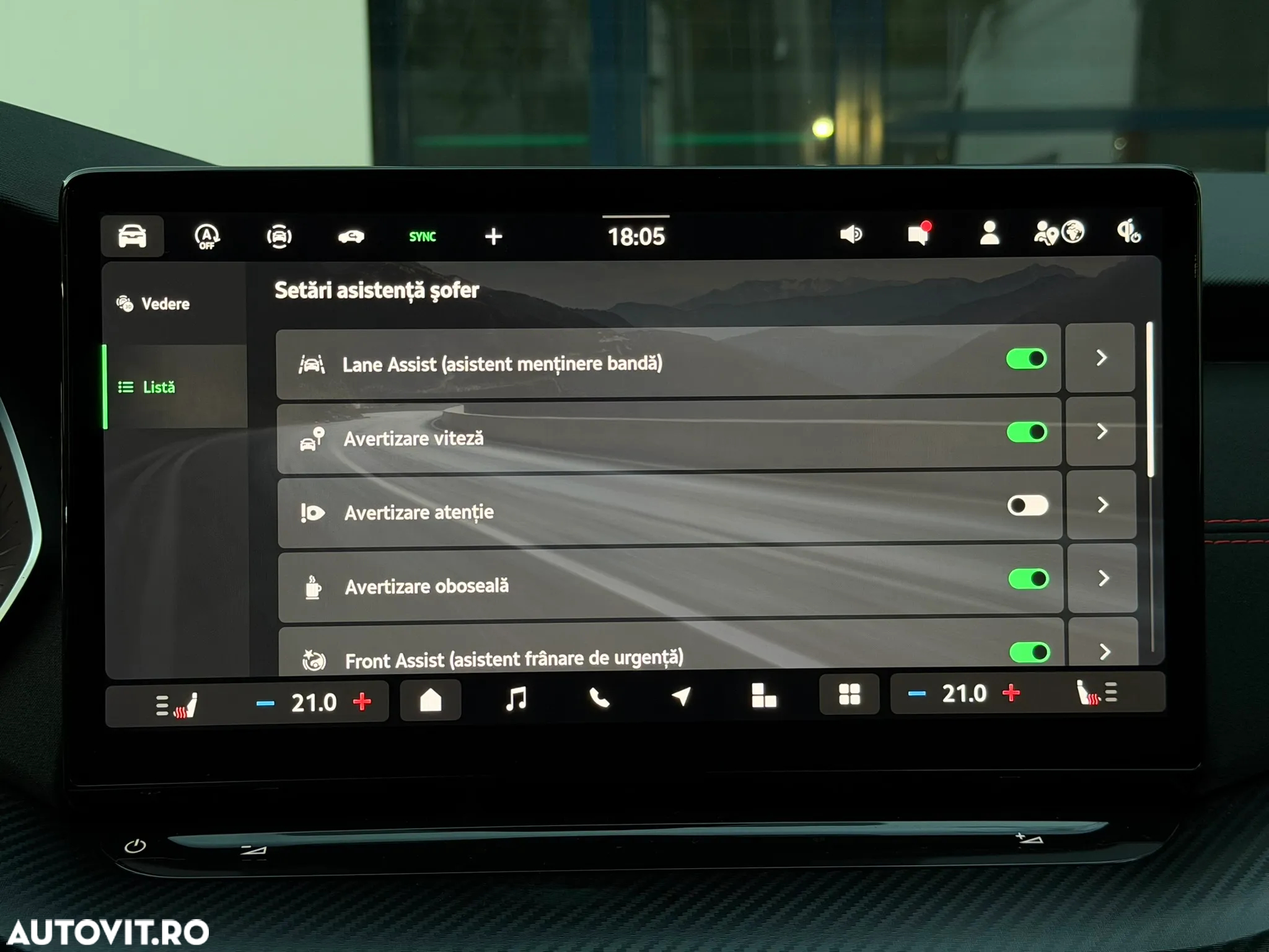 Skoda Octavia Combi 2.0 TSI 265 CP DSG RS - 28