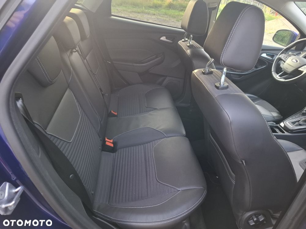 Ford Focus - 8