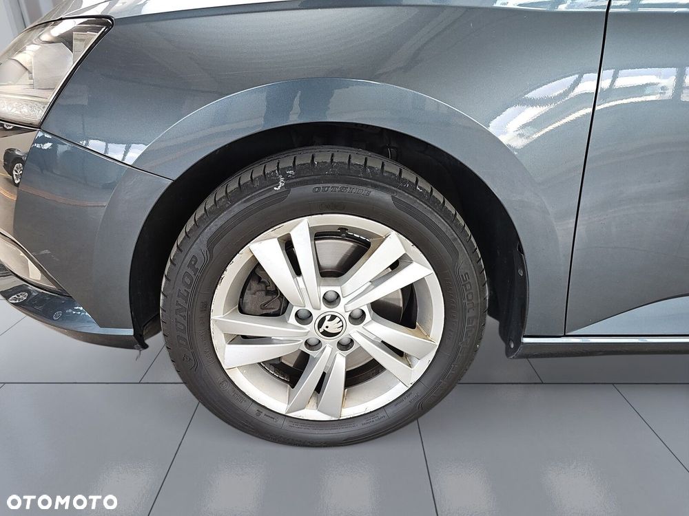 Skoda Fabia 1.0 TSI Ambition - 32