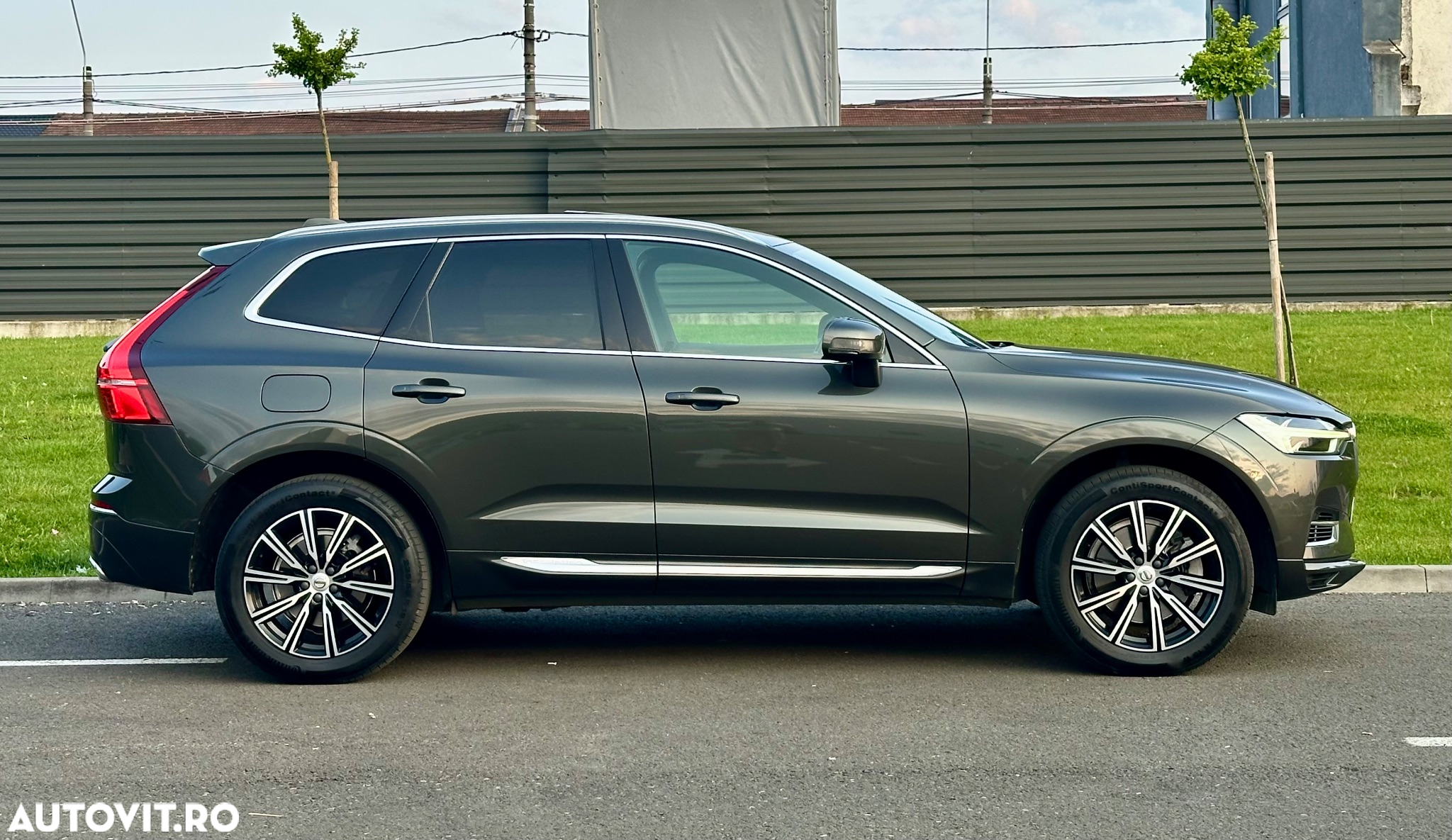 Volvo XC 60 T8 AWD Recharge Geartronic Inscription - 5