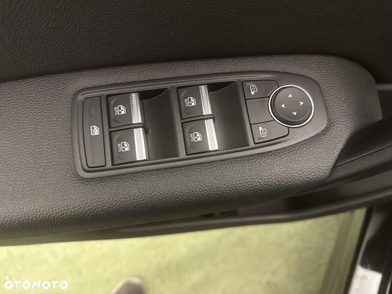 Renault Captur 1.6 E-TECH Full Hybrid 145 Techno - 12