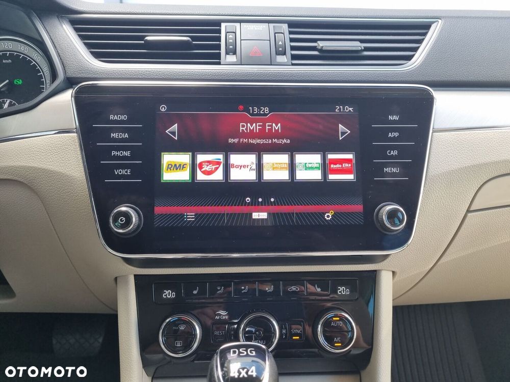 Skoda Superb 2.0 TSI 4x4 Style DSG - 19