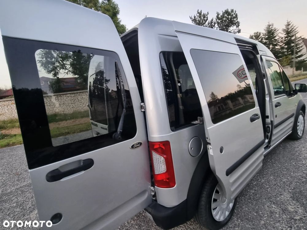 Ford Transit Connect 200 SWB Limited - 29
