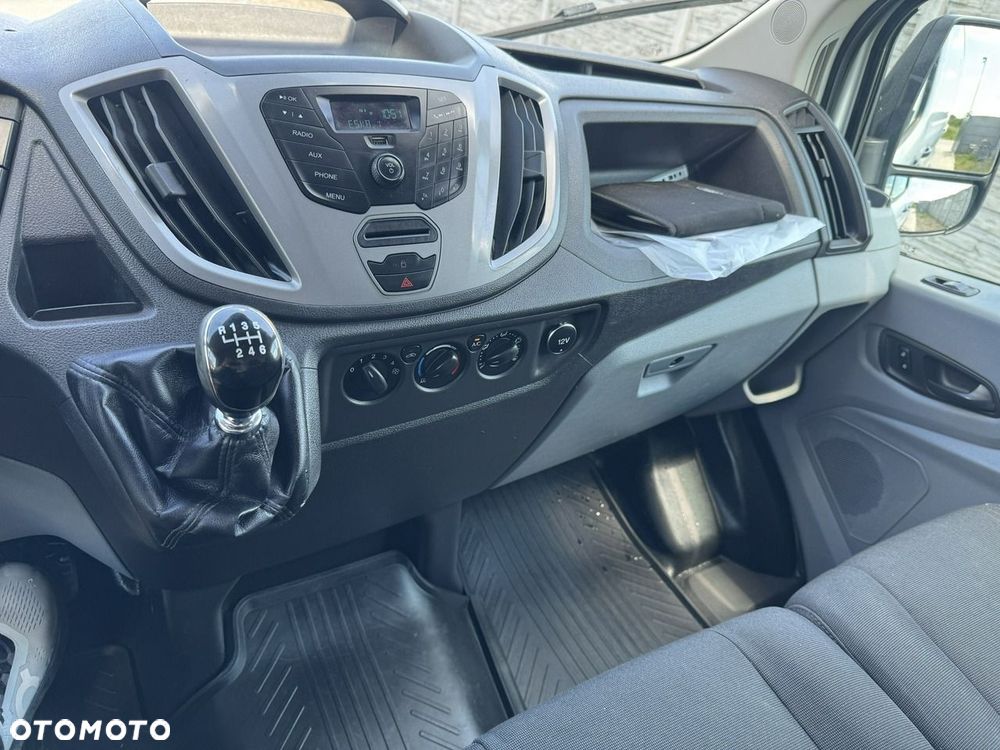 Ford Transit - 6