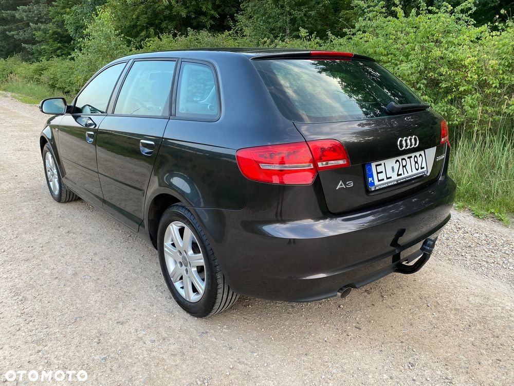 Audi A3 Sportback 2.0 TDI Ambiente - 4