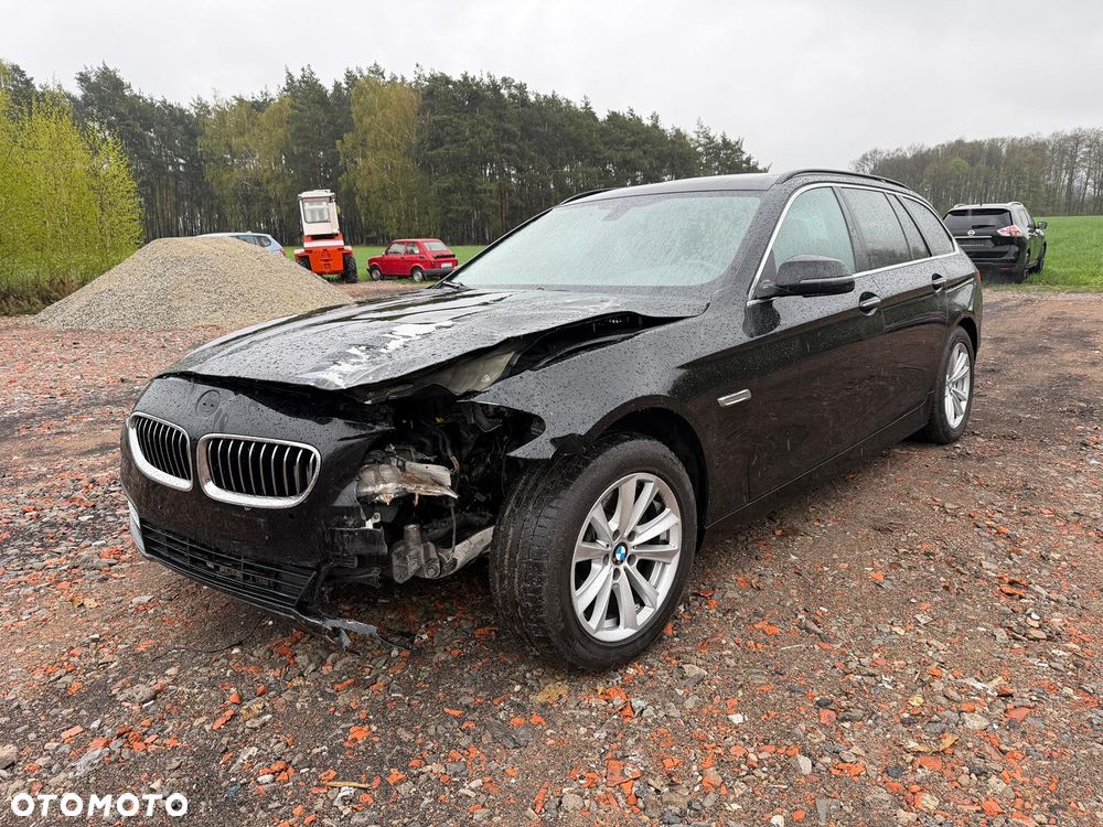 BMW Seria 5 520d xDrive - 1