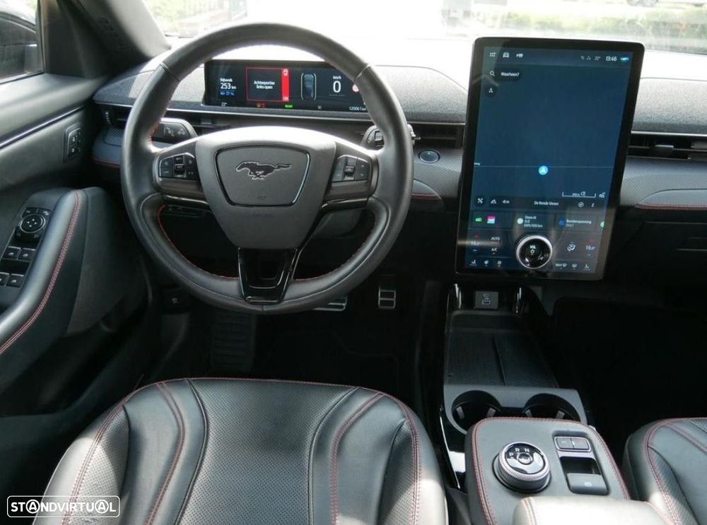 Ford Mustang Mach-E 87 kWh Premium AWD - 8
