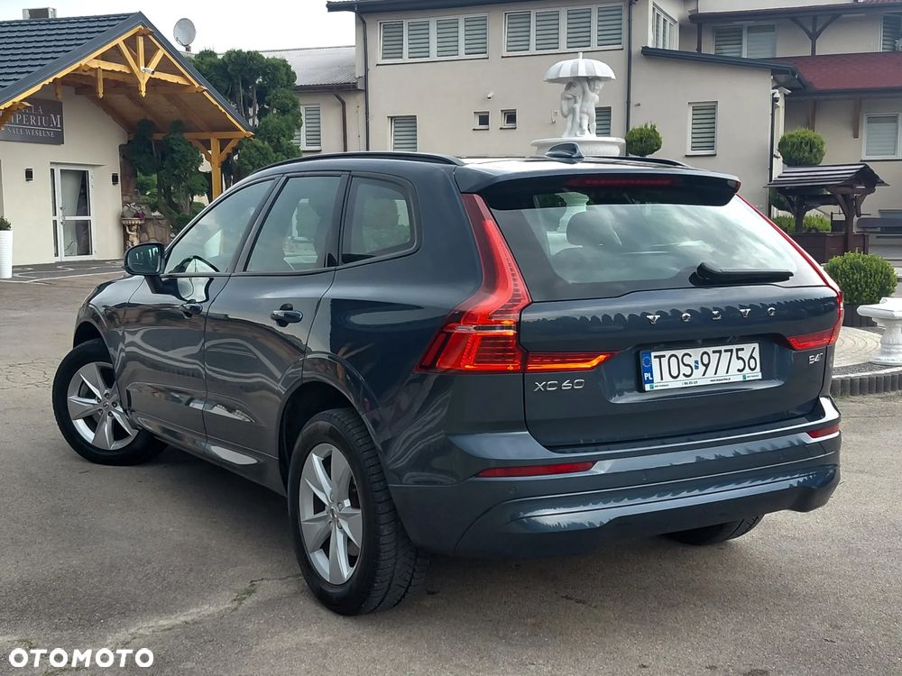 Volvo XC 60 B4 D AWD Geartronic Momentum - 10