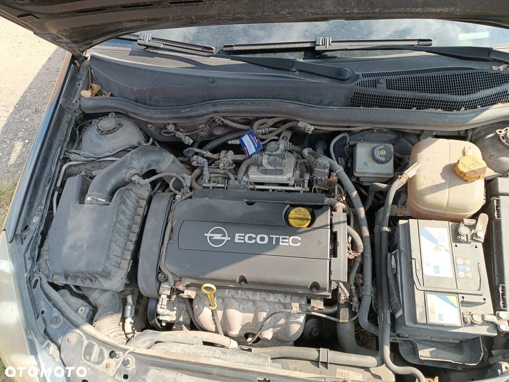 Opel Astra 1.8 - 9