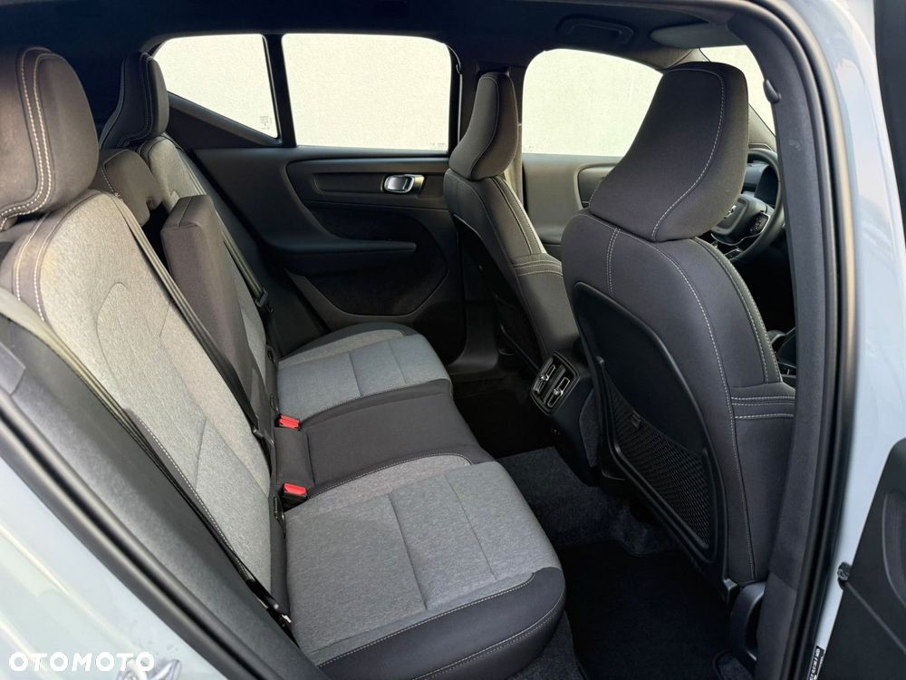 Volvo XC 40 - 26