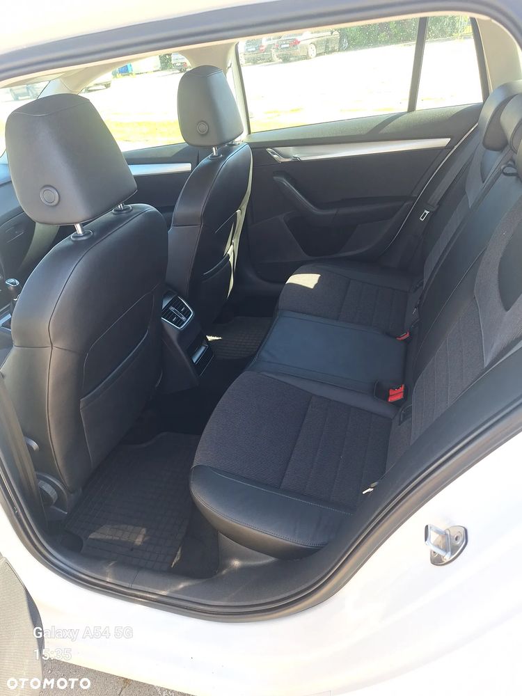 Skoda Octavia 1.4 TSI Drive - 12
