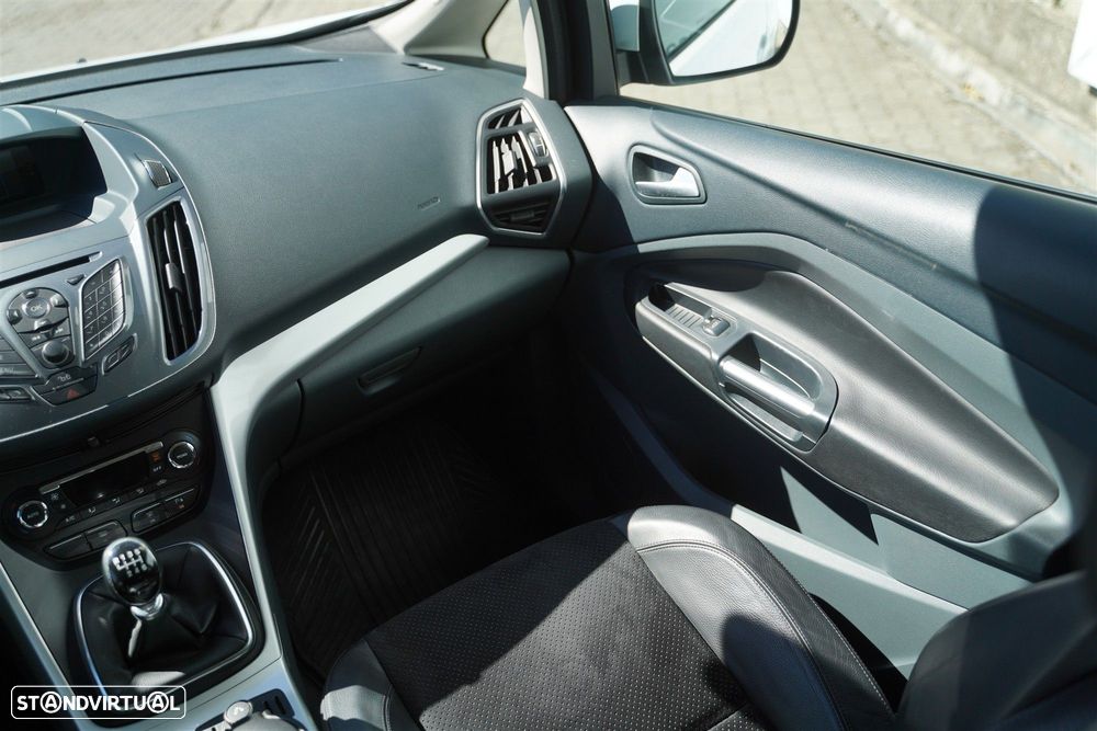 Ford C-Max 1.6 TDCi Titanium S/S - 24