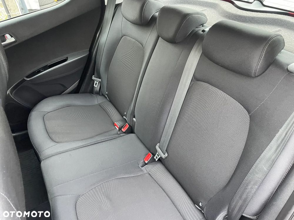 Hyundai i10 1.0 BlueDrive Black Line - 19