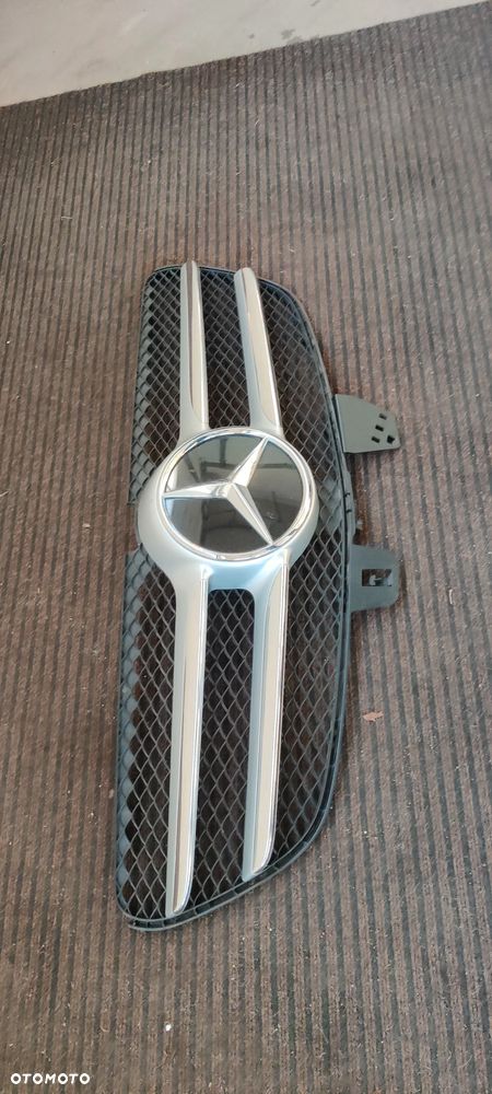 Mercedes Vito W447 Lift Grill Atrapa - 2