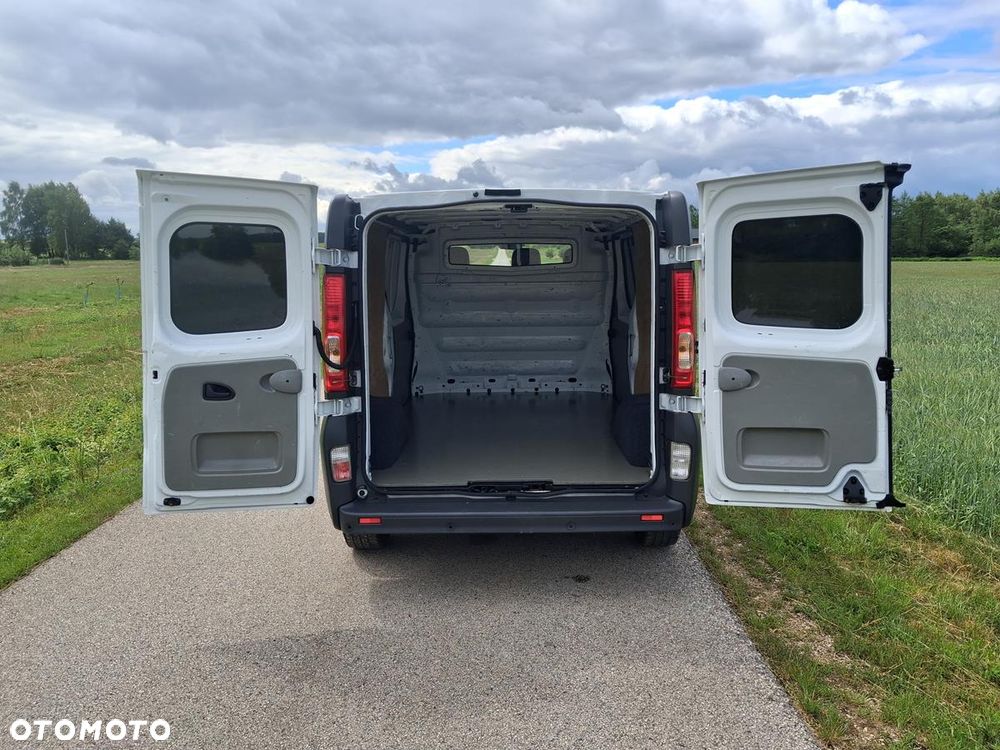 Opel Vivaro - 28