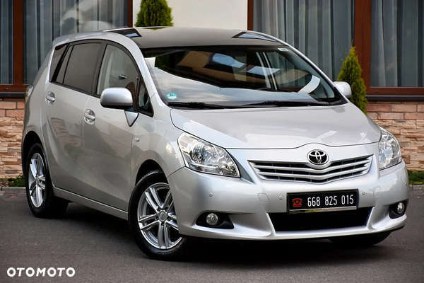 Toyota Verso 1.8 5-Sitzer Executive