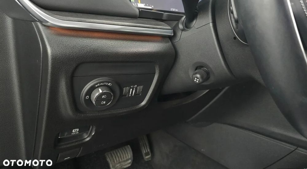 Jeep Grand Cherokee 3.6 V6 Overland - 21