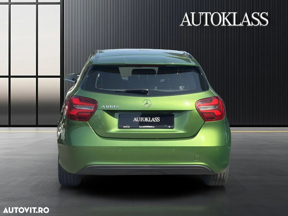 Mercedes-Benz A 180 - 5