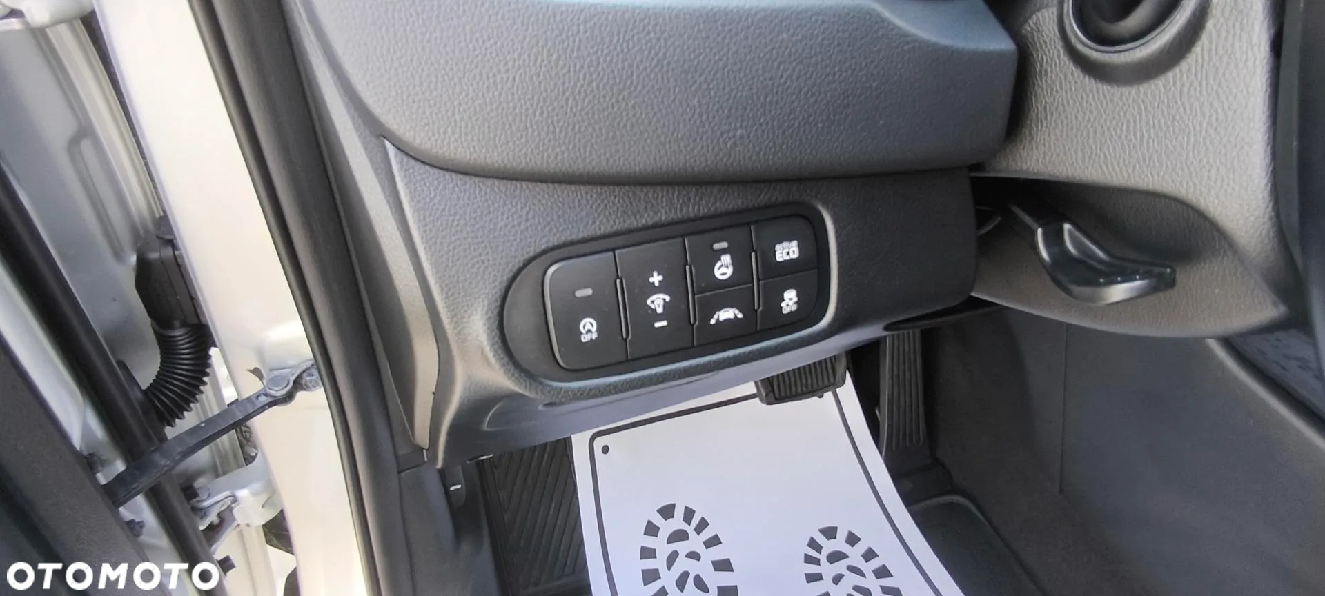 Kia Carens 1.7 CRDi XL 7os - 17