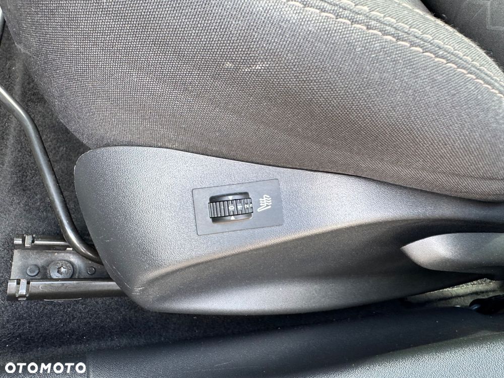 Peugeot 2008 - 15
