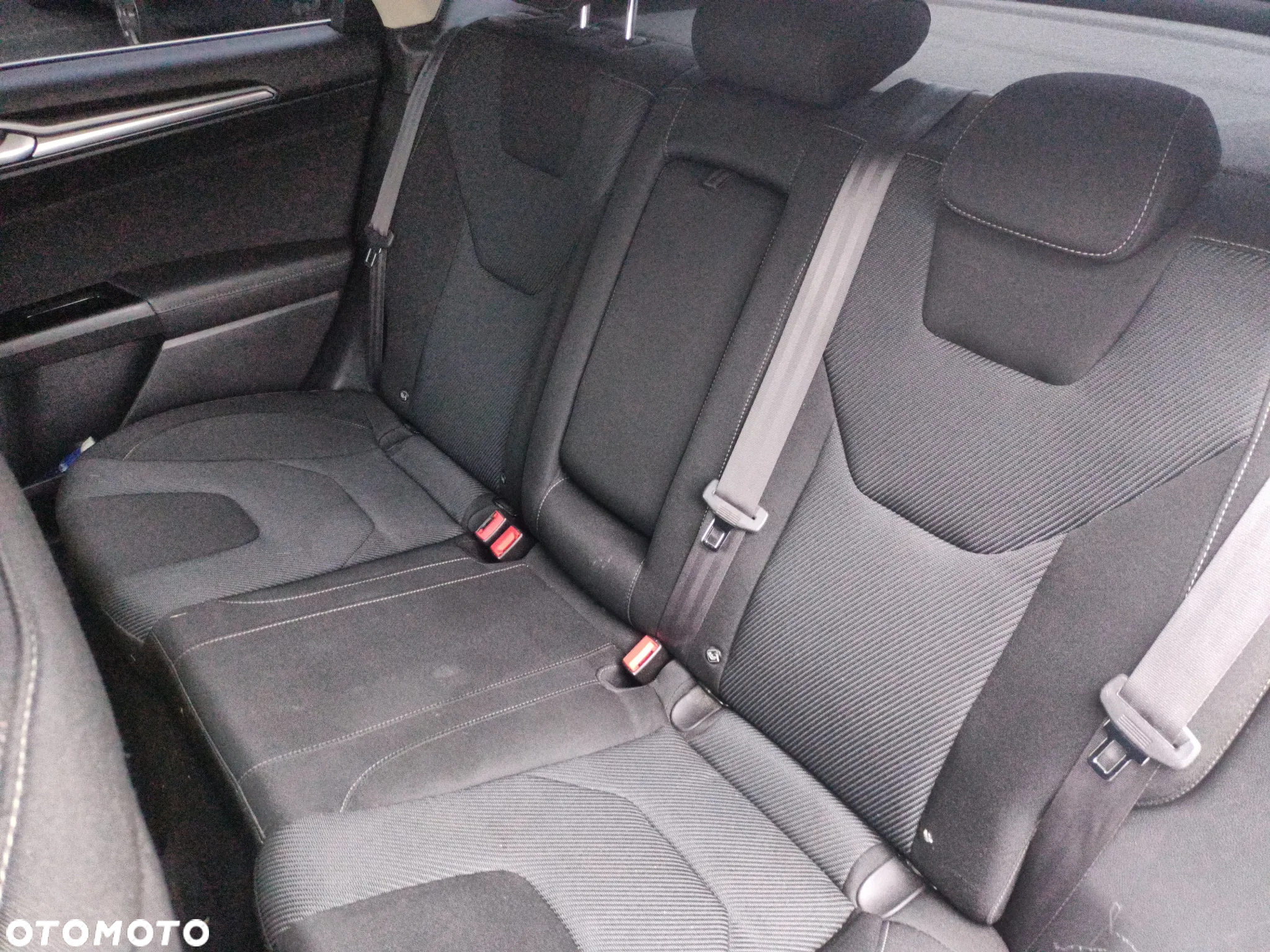 Ford Mondeo - 11