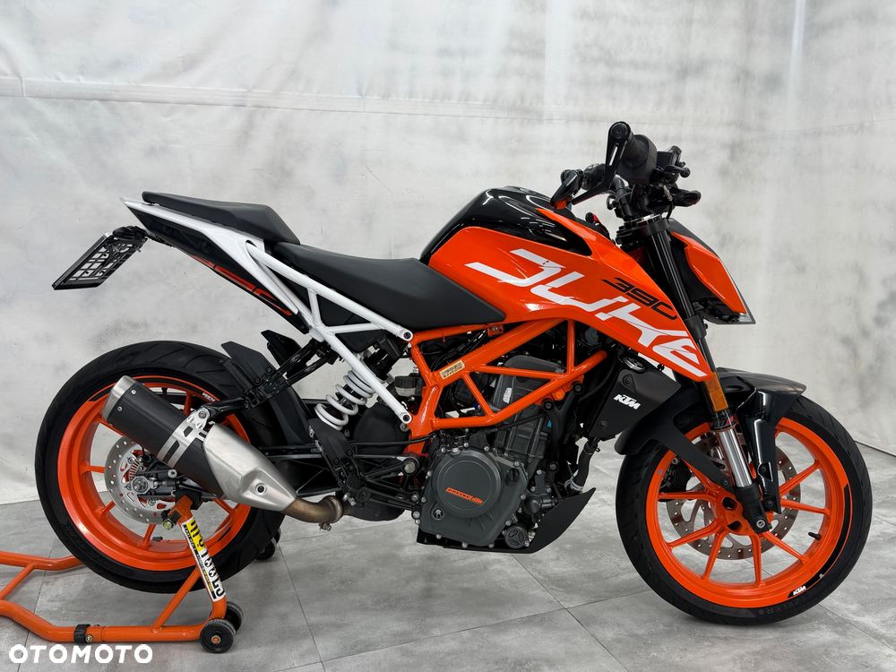 KTM Duke 390 - 18