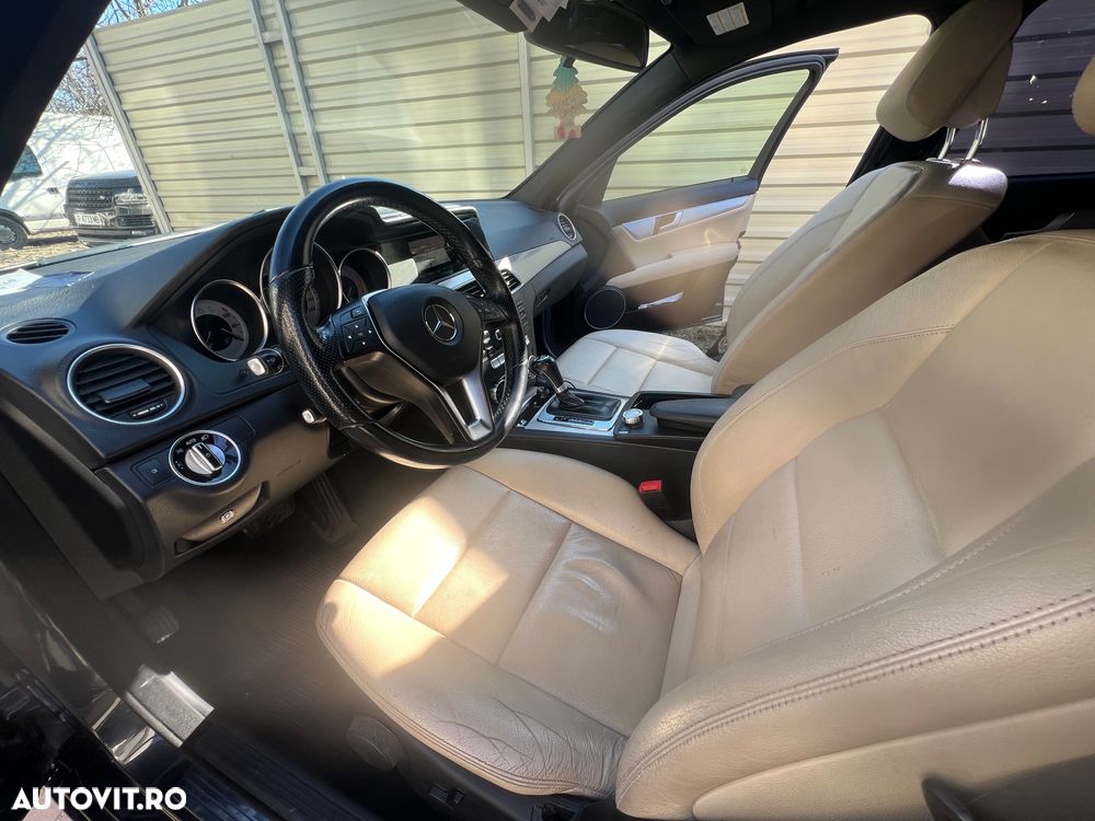 Mercedes-Benz C - 11