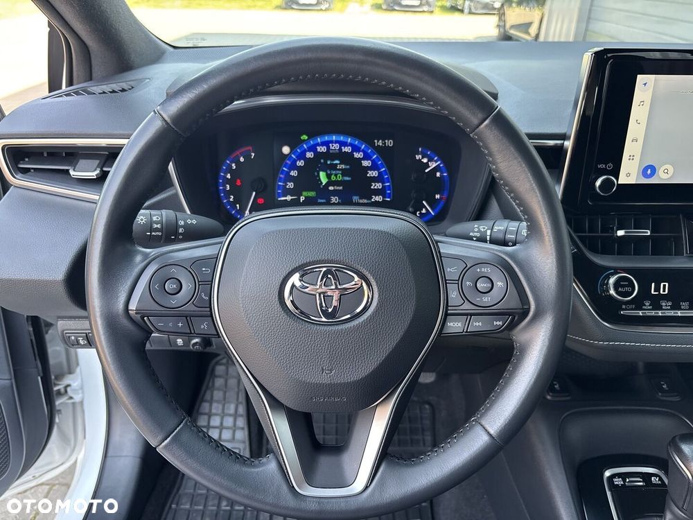 Toyota Corolla - 12