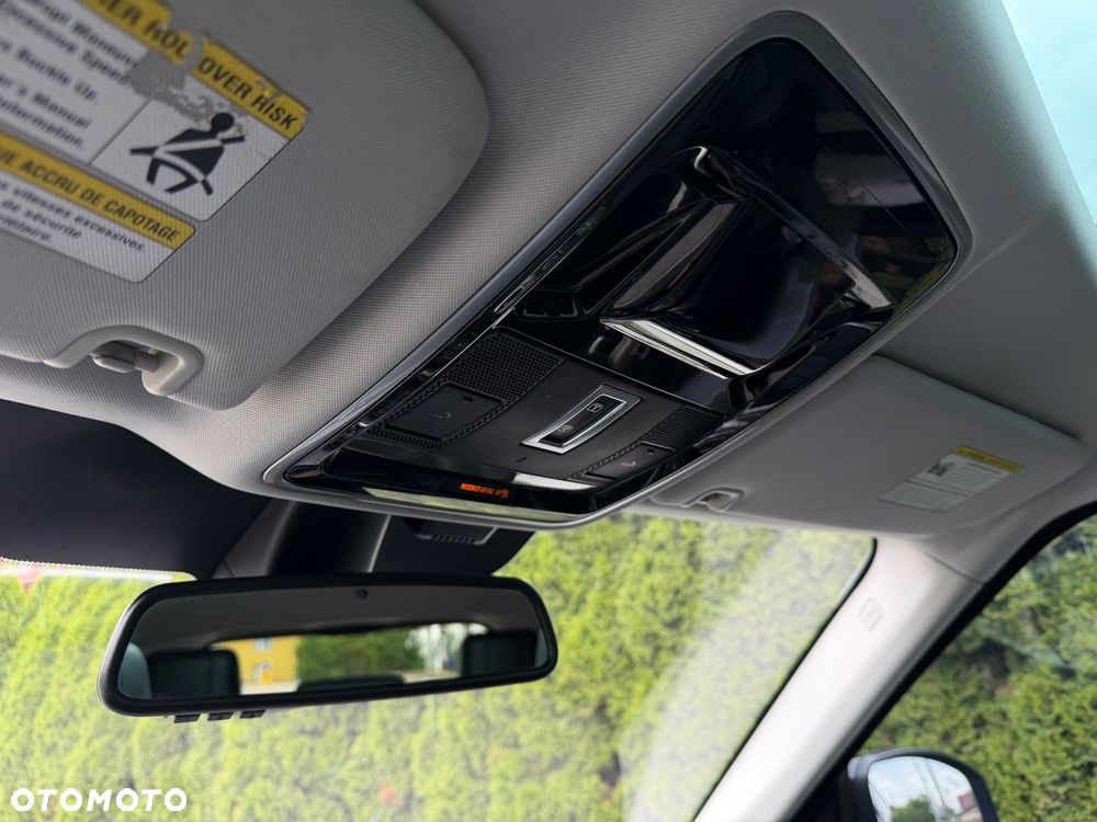 Land Rover Range Rover - 37