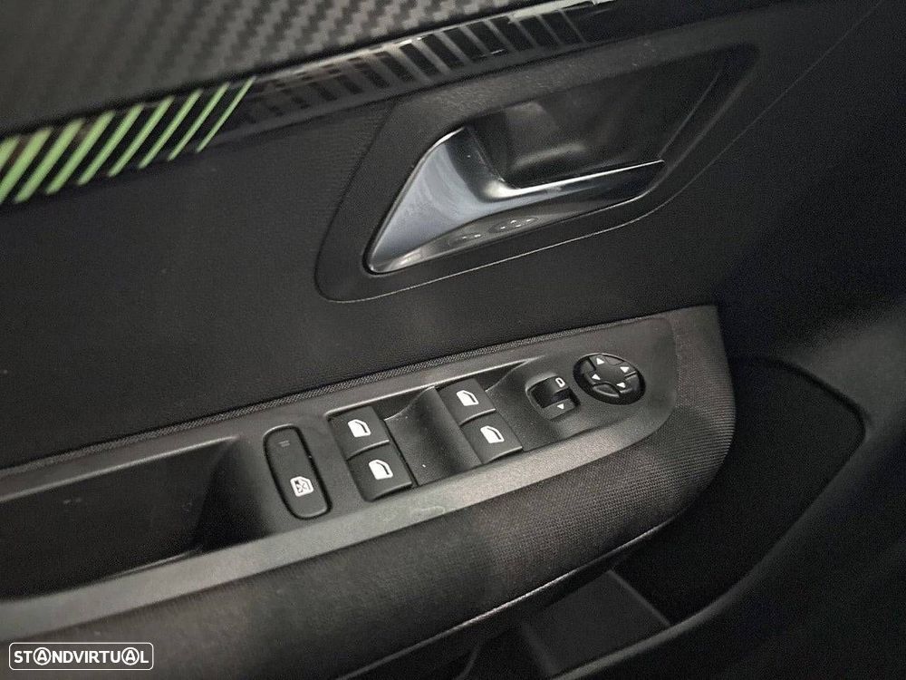 Peugeot 208 1.2 PureTech Active - 20