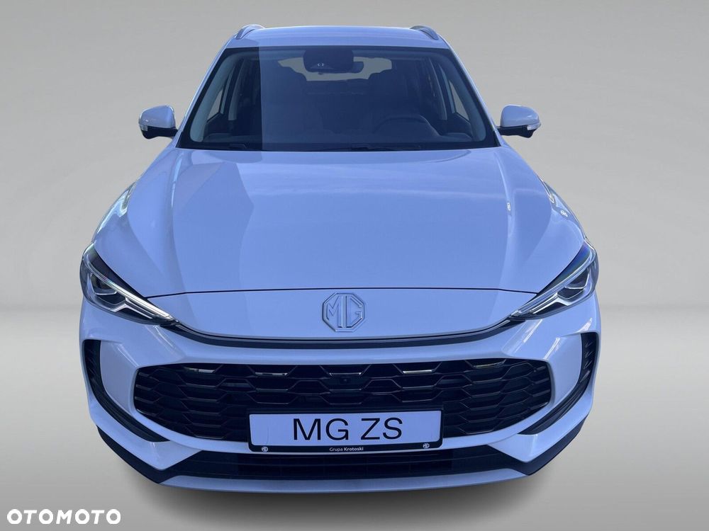 MG ZS Hybrid+ - 22
