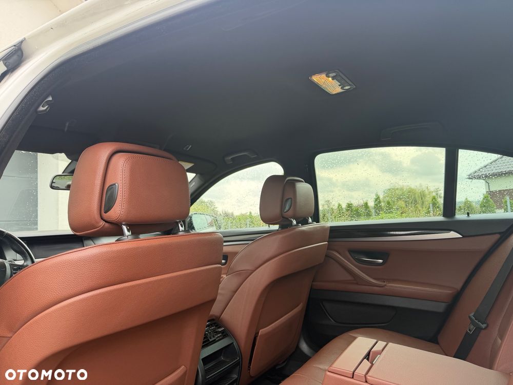 BMW Seria 5 530i Sport-Aut Edition Exclusive - 14